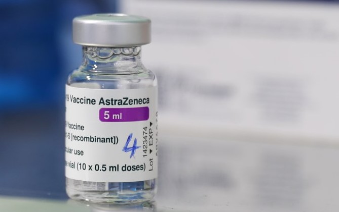 O sibiancă explică simplu cum funcţionează vaccinul AstraZeneca