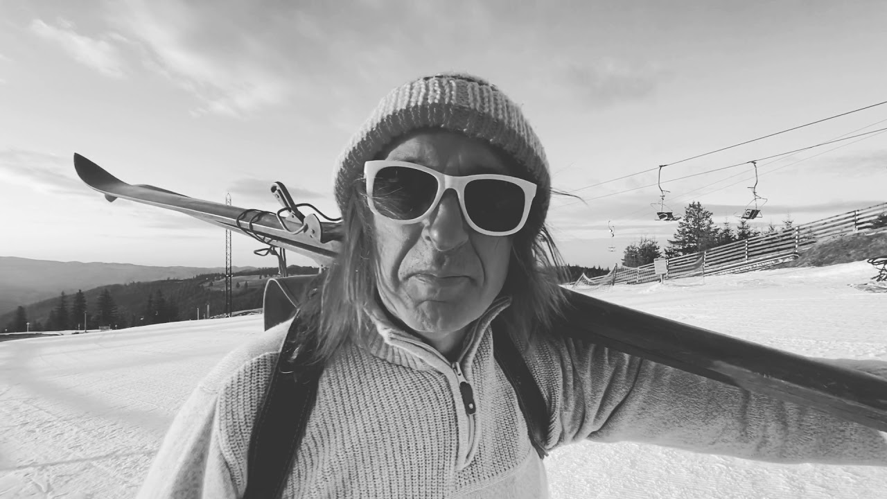 INEDIT – Schi în pantaloni scurţi la Păltiniş