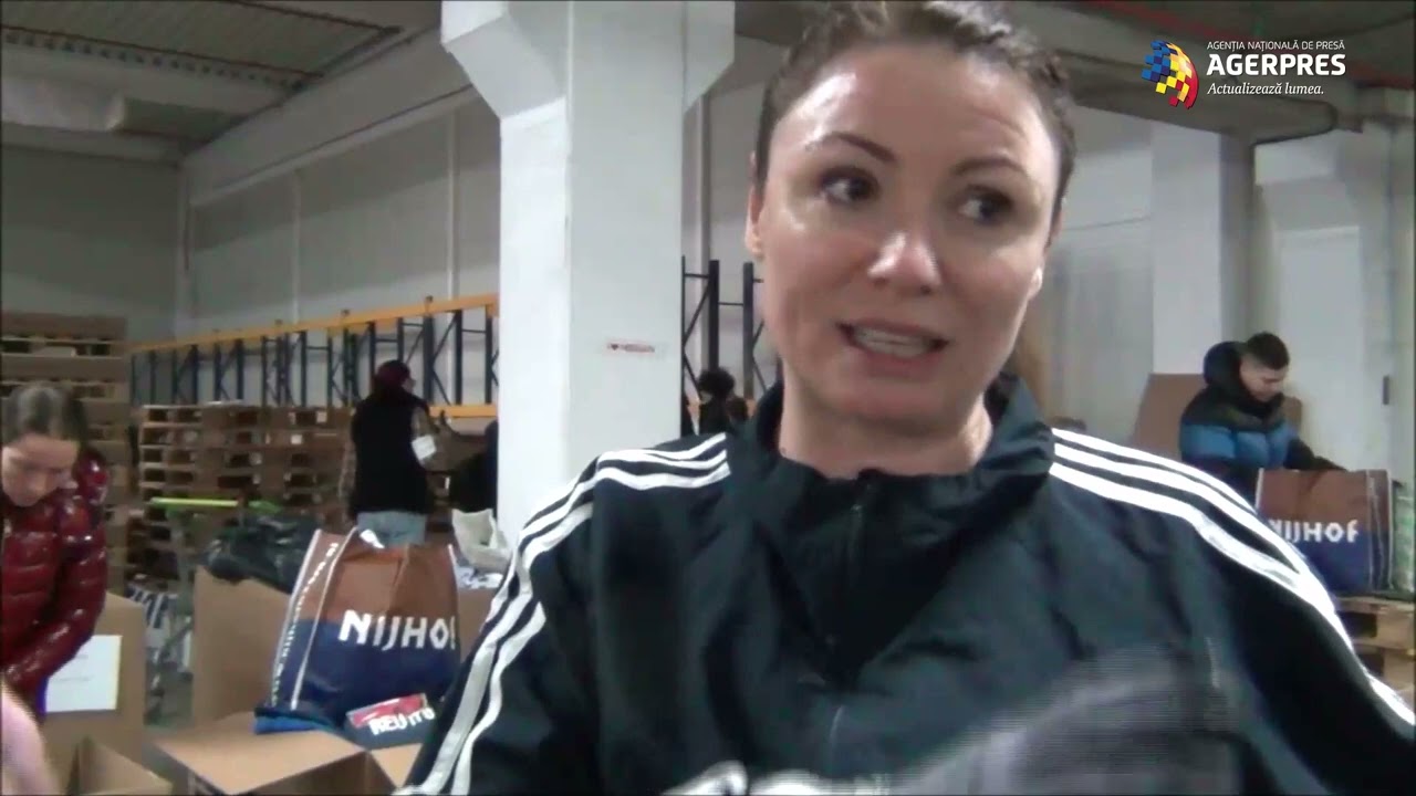 VIDEO SIBIUL AJUTĂ UCRAINA: Aurelia din Şura Mare, voluntar de nădejde pentru refugiaţi