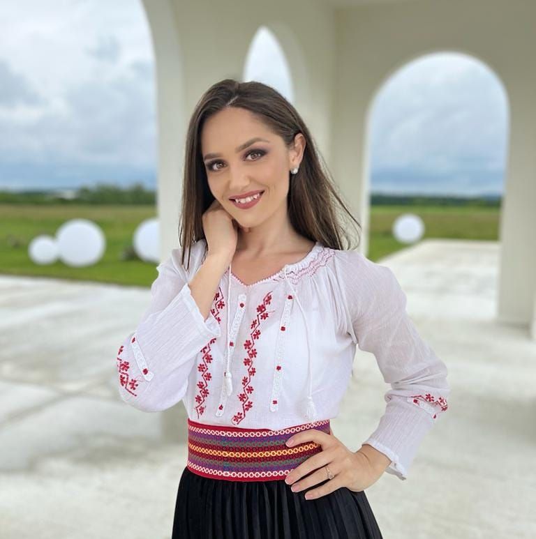 VIDEO Ioana Ştefan a câştigat „Vedeta populară”. Sibianca concurează la Festivalul Concurs „Lucreţia Ciobanu”