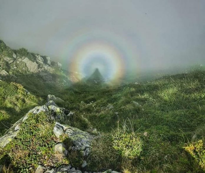 foto efectul Gloria Masivul Fagaras