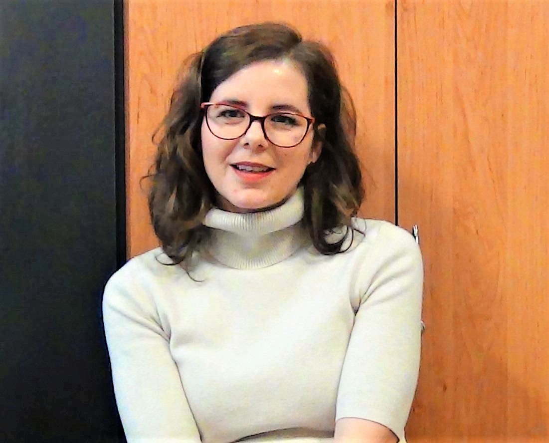 EXCLUSIV ANGAJAŢI LA STAT CARE NU STAU: Oana Popa – profesionista care aduce mulţi bani europeni în judeţul Sibiu (P)