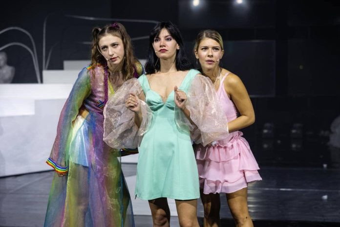 449705676_10231388543557555_1685198095596599817_n