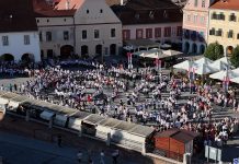 COMUNICAT. Flashmob spectaculos în centrul Sibiului